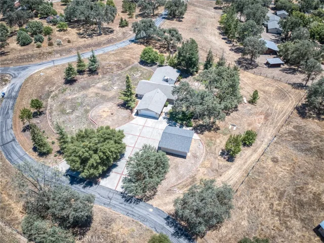 32115 Turkey Track, Auberry, California 93602
