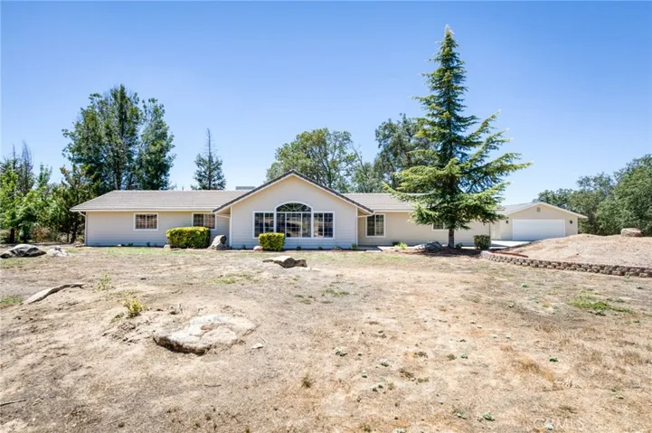 32115 Turkey Track, Auberry, California 93602