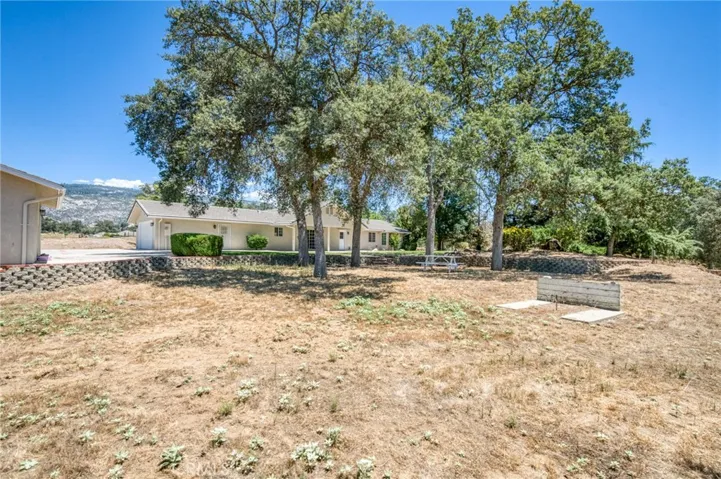 32115 Turkey Track, Auberry, California 93602