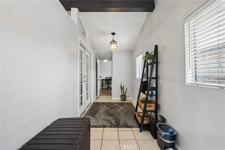 1107 E Walnut Avenue, Glendora, California 91741