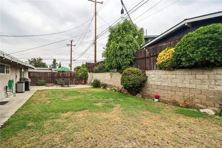 1107 E Walnut Avenue, Glendora, California 91741