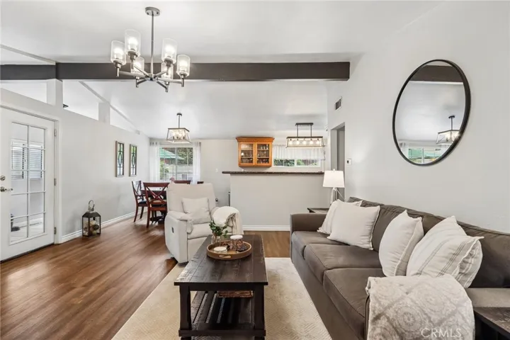 1107 E Walnut Avenue, Glendora, California 91741