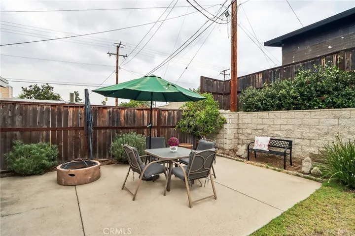 1107 E Walnut Avenue, Glendora, California 91741