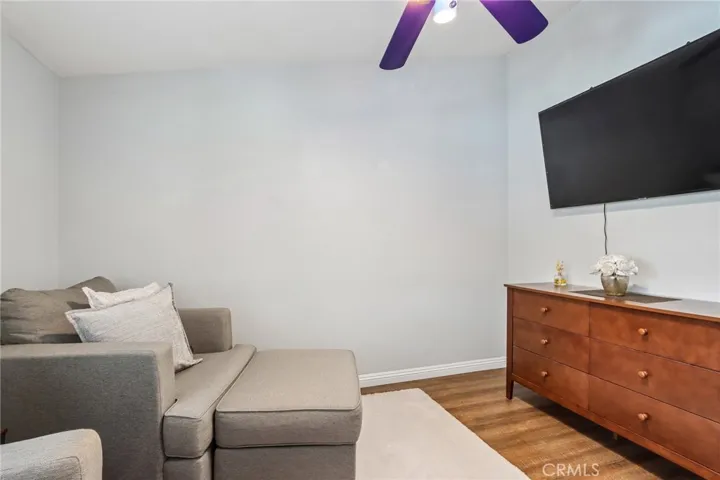 1107 E Walnut Avenue, Glendora, California 91741