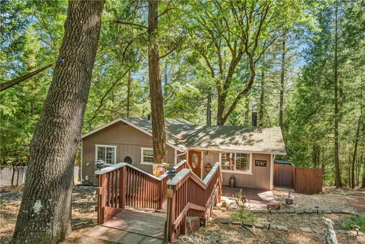 16635 Mountain View Drive, Cobb, California 95426