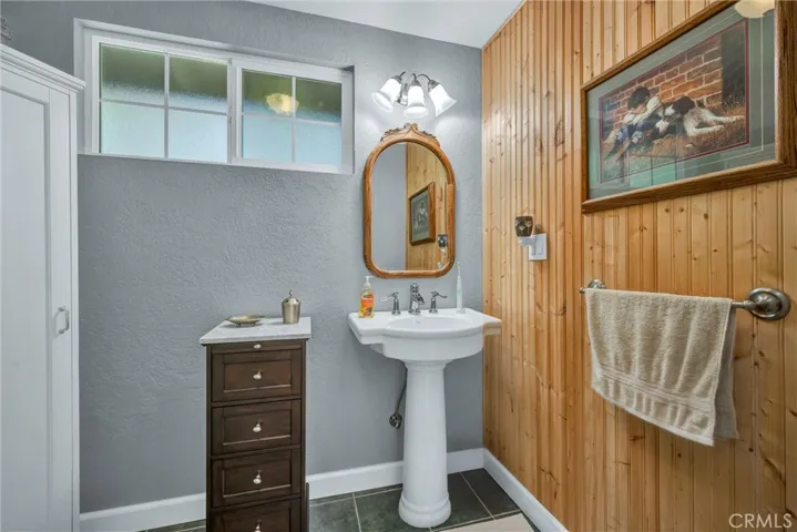 16635 Mountain View Drive, Cobb, California 95426