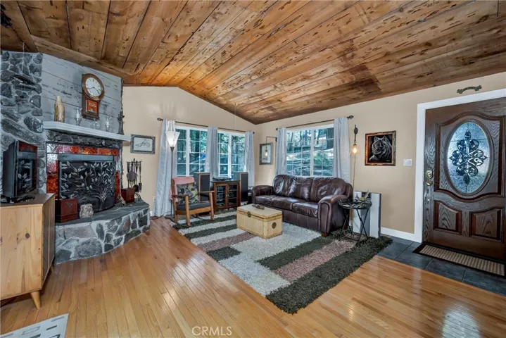 16635 Mountain View Drive, Cobb, California 95426