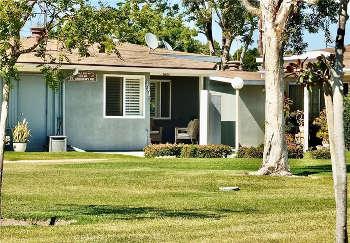 13720 St Andrews Drive 1 44a, Seal Beach, California 90740