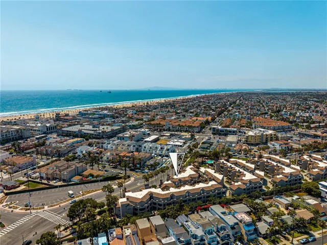 310 Lake Street 301, Huntington Beach, California 92648