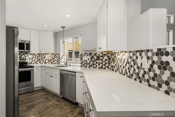 310 Lake Street 301, Huntington Beach, California 92648
