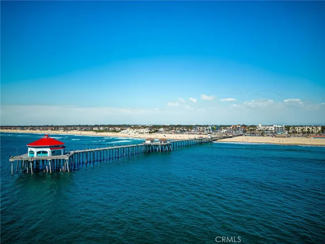 310 Lake Street 301, Huntington Beach, California 92648
