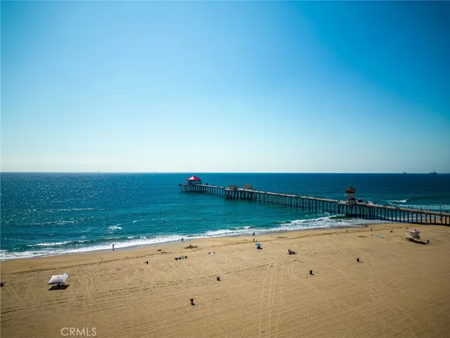 310 Lake Street 301, Huntington Beach, California 92648