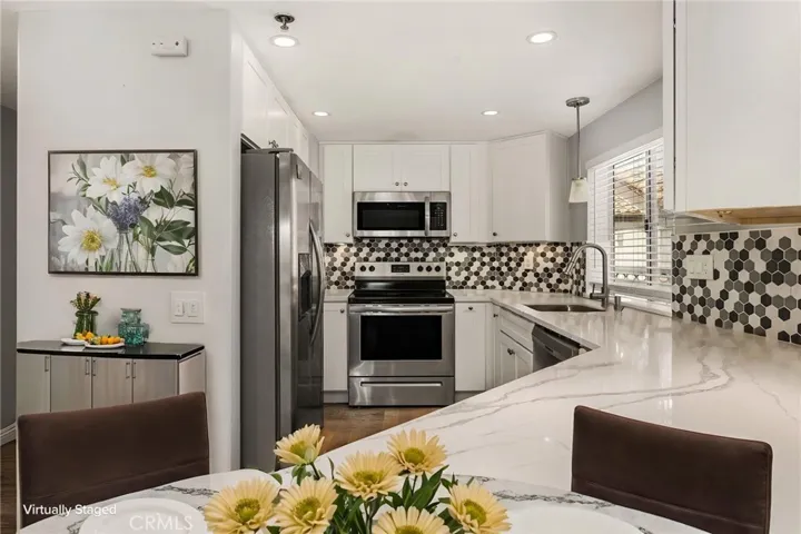 310 Lake Street 301, Huntington Beach, California 92648