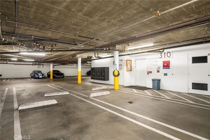 310 Lake Street 301, Huntington Beach, California 92648