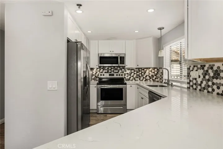 310 Lake Street 301, Huntington Beach, California 92648
