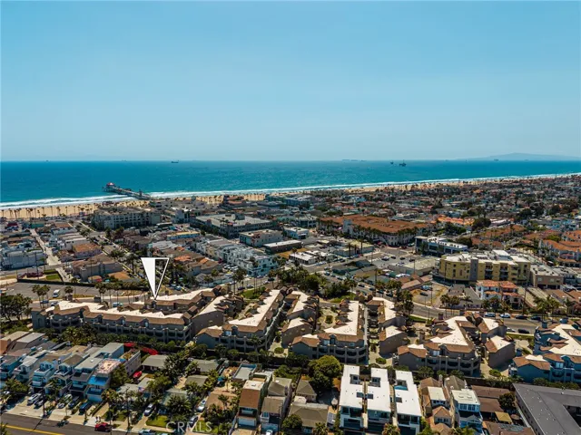 310 Lake Street 301, Huntington Beach, California 92648