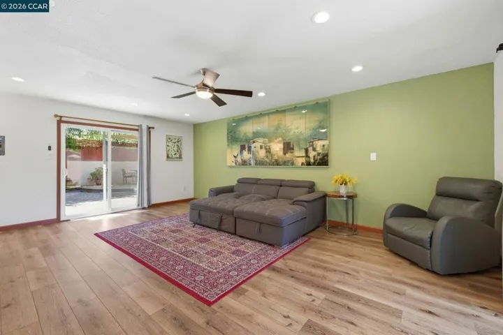1501 Lassen Ct, Vallejo, California 94591