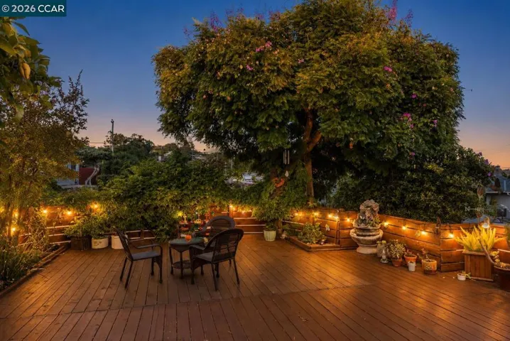 front yard virtual evening