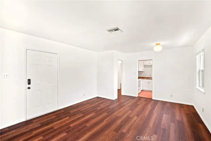7012 Natick Avenue, Van Nuys, California 91405