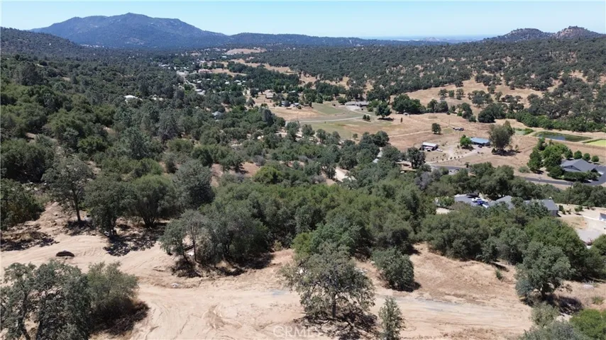 25 Buckaroo Lane, Auberry, California 93602