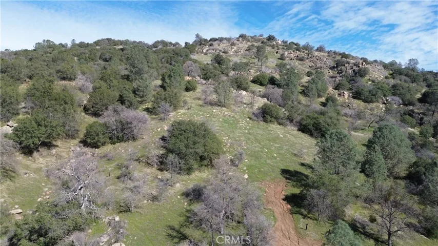 25 Buckaroo Lane, Auberry, California 93602