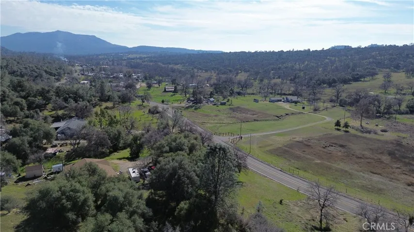 25 Buckaroo Lane, Auberry, California 93602