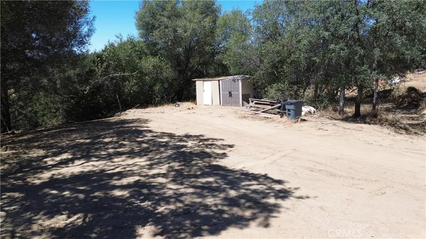 25 Buckaroo Lane, Auberry, California 93602
