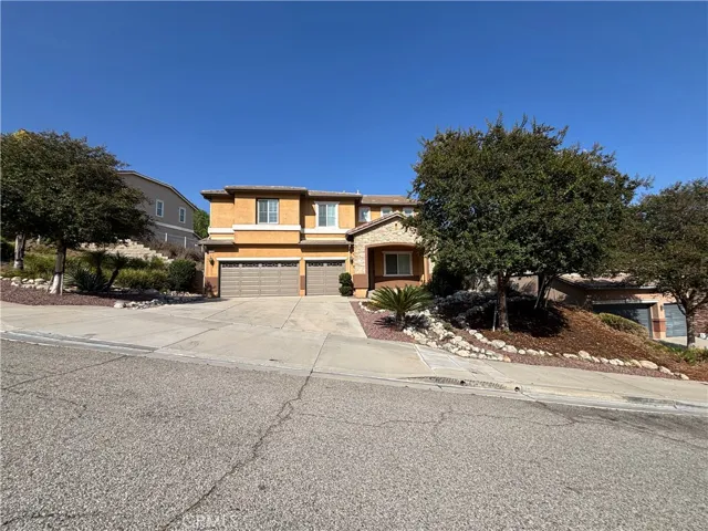 7459 Tuolumne, Highland, California 92346