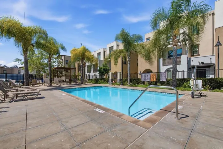 2117 Solara Lane, Vista, California 92081