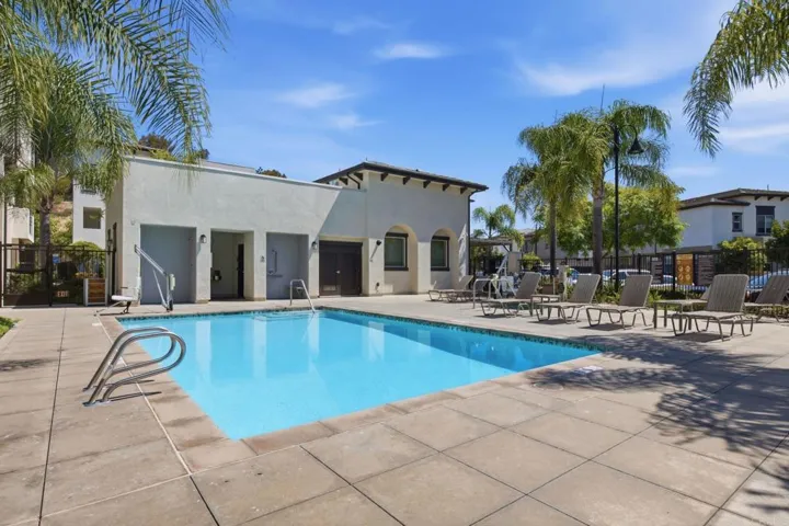 2117 Solara Lane, Vista, California 92081
