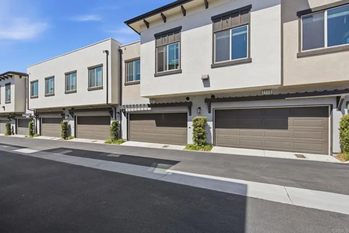 2117 Solara Lane, Vista, California 92081