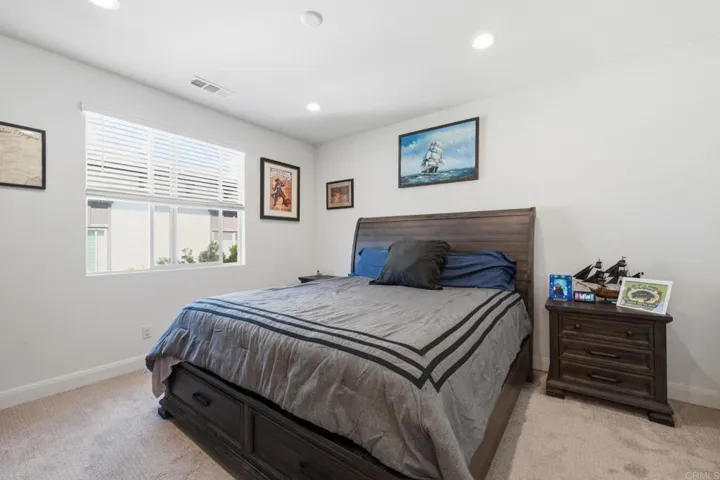 2117 Solara Lane, Vista, California 92081