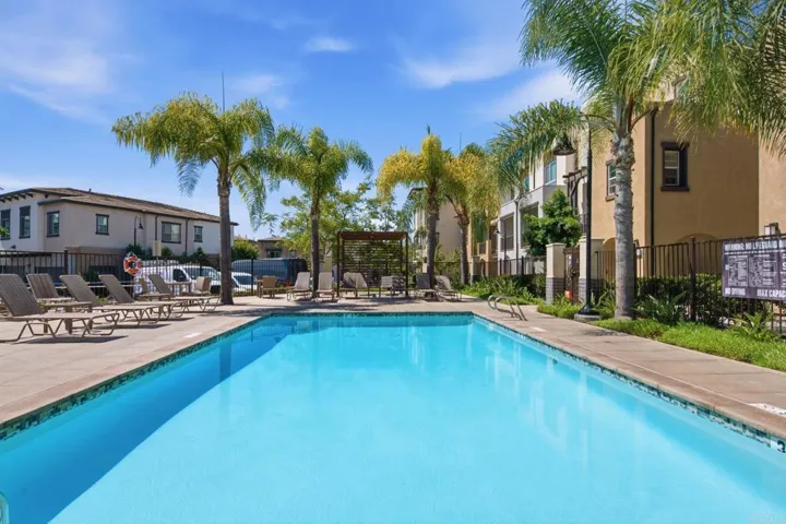 2117 Solara Lane, Vista, California 92081