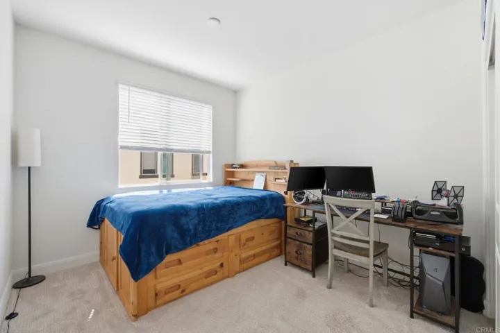 2117 Solara Lane, Vista, California 92081