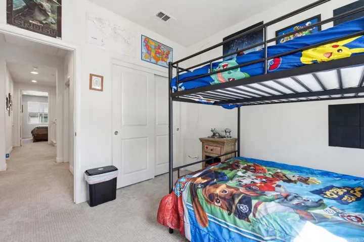 2117 Solara Lane, Vista, California 92081