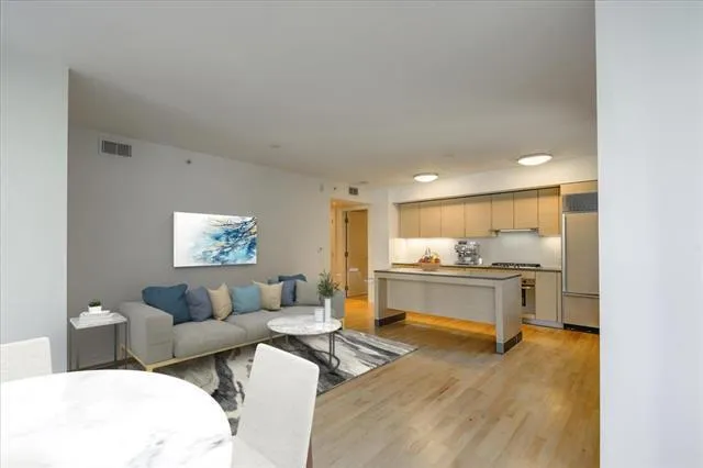 301 Mission Street 5c, San Francisco, California 94105