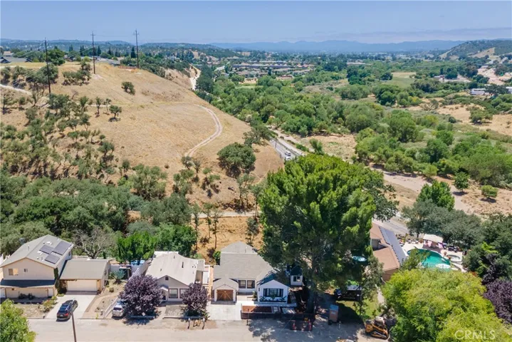 127 Capitol Hill, Paso Robles, California 93446