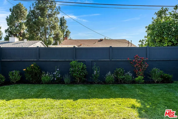533 N Catalina Street, Burbank, California 91505