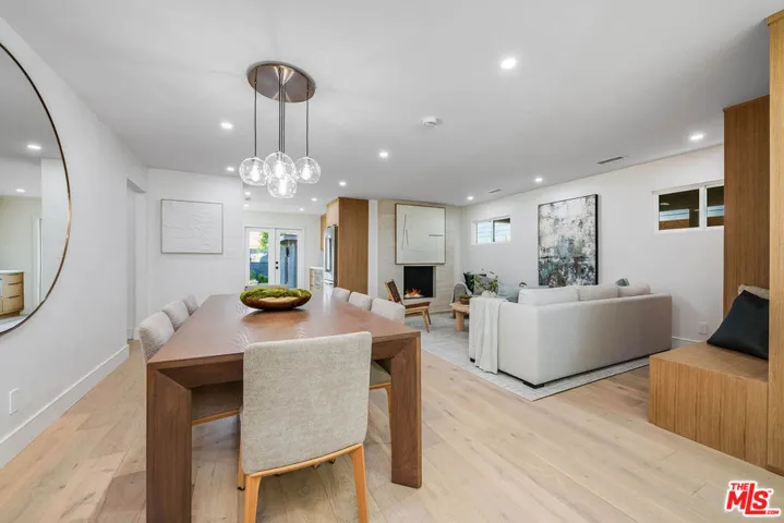 533 N Catalina Street, Burbank, California 91505