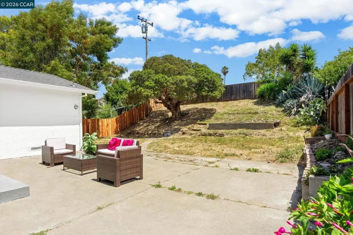 698 Mini Dr, Vallejo, California 94589