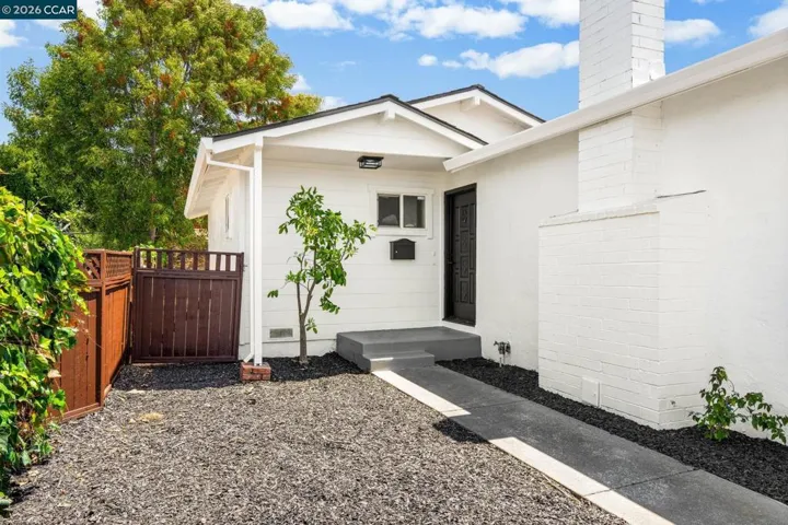 698 Mini Dr, Vallejo, California 94589