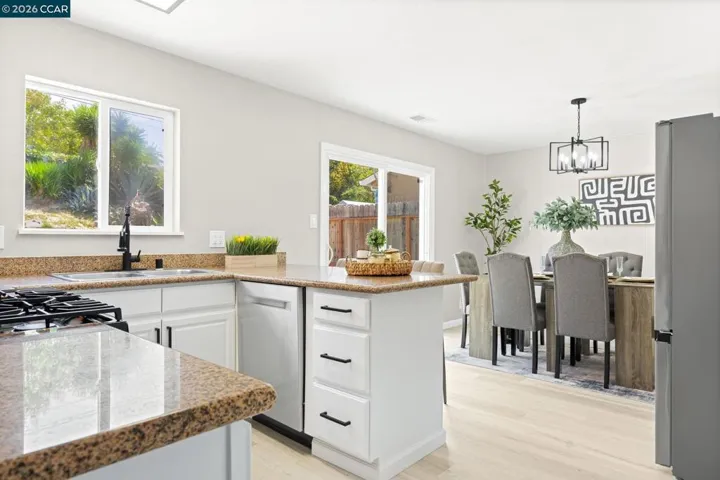 698 Mini Dr, Vallejo, California 94589
