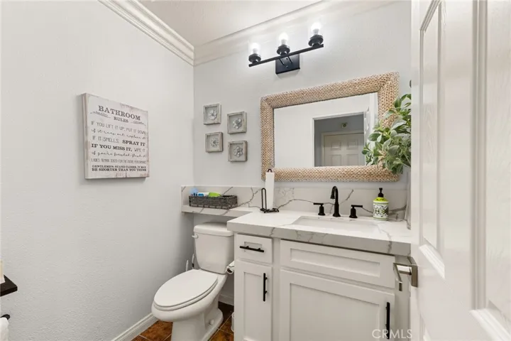 14142 Springwater, Eastvale, California 92880