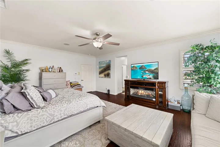 14142 Springwater, Eastvale, California 92880