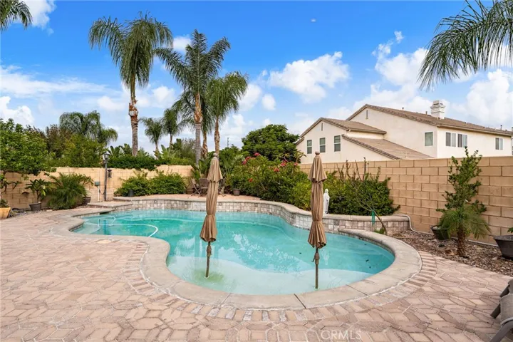 14142 Springwater, Eastvale, California 92880