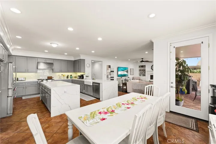 14142 Springwater, Eastvale, California 92880