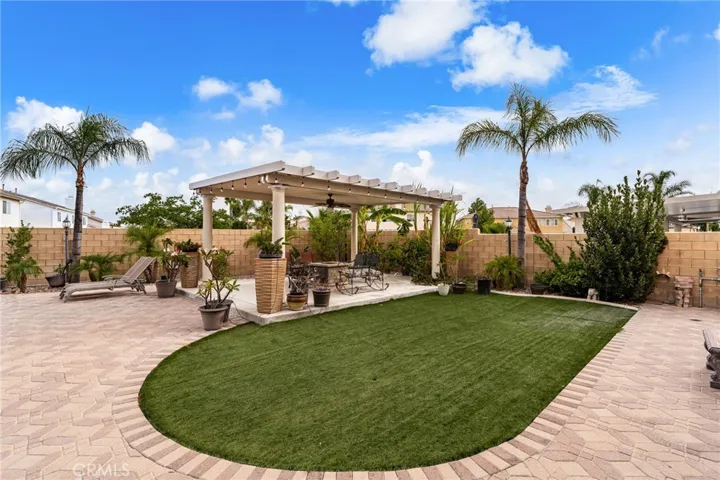 14142 Springwater, Eastvale, California 92880
