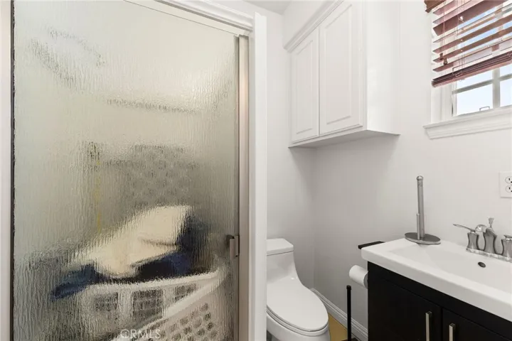 14142 Springwater, Eastvale, California 92880