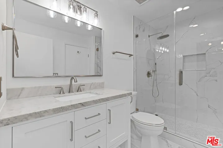 4240 Lost Hills Road 506, Agoura Hills, California 91301