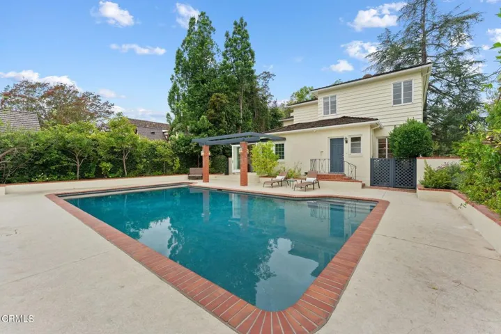 31-1296 Roanoke Rd-48